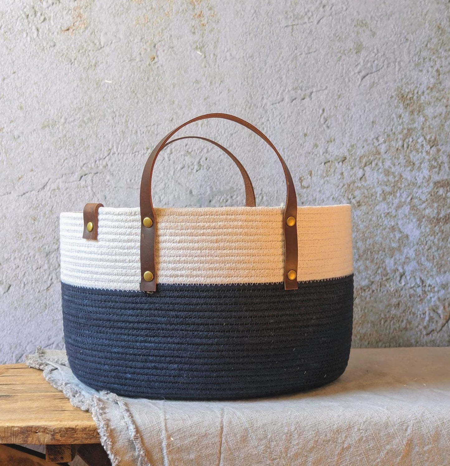 The Delphinium w/leather handles