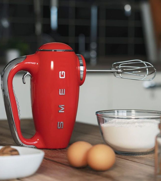 "Retro Style" Hand Mixer