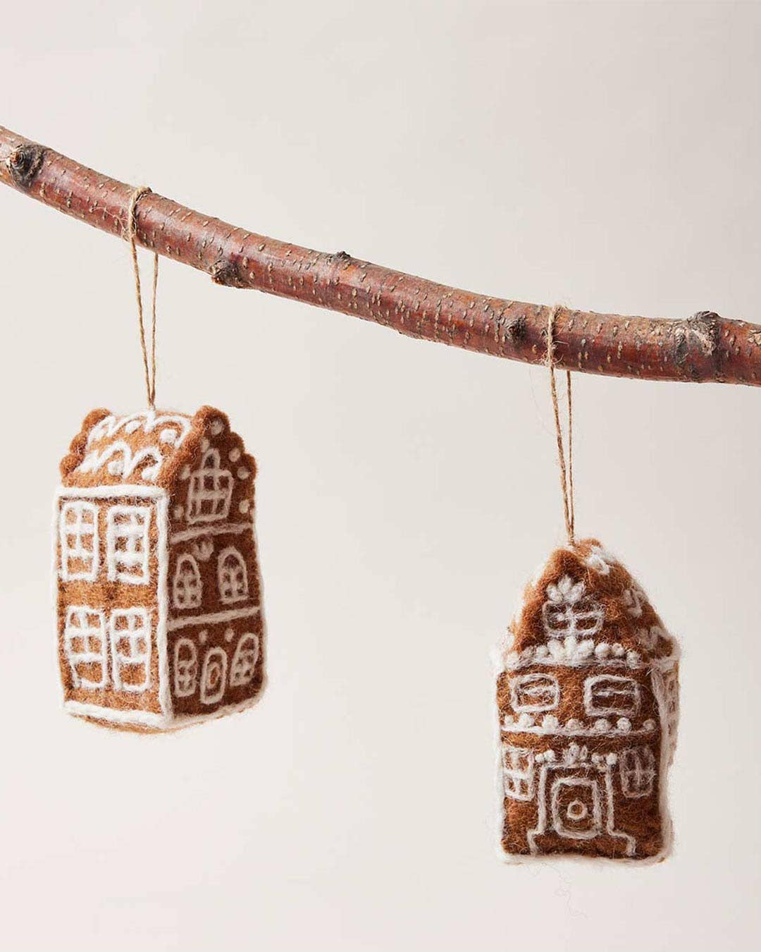 Dutch House Ornament: Tudor House