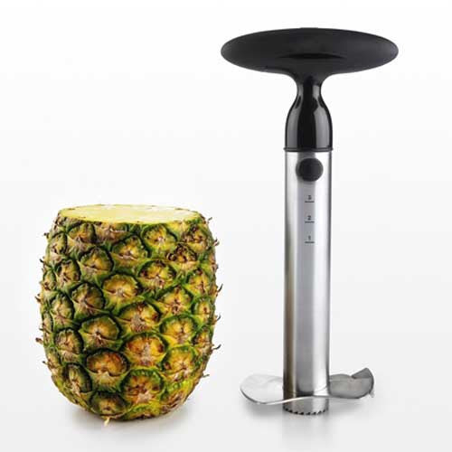 Ratcheting Pineapple Slicer